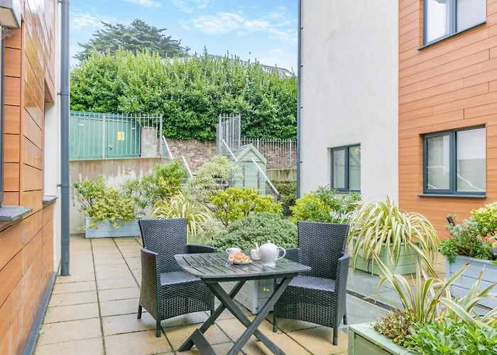2 Middlecombe - Luxury Apartment At Byron Woolacombe, Only 4 Minute Walk To Woolacombe Beach!