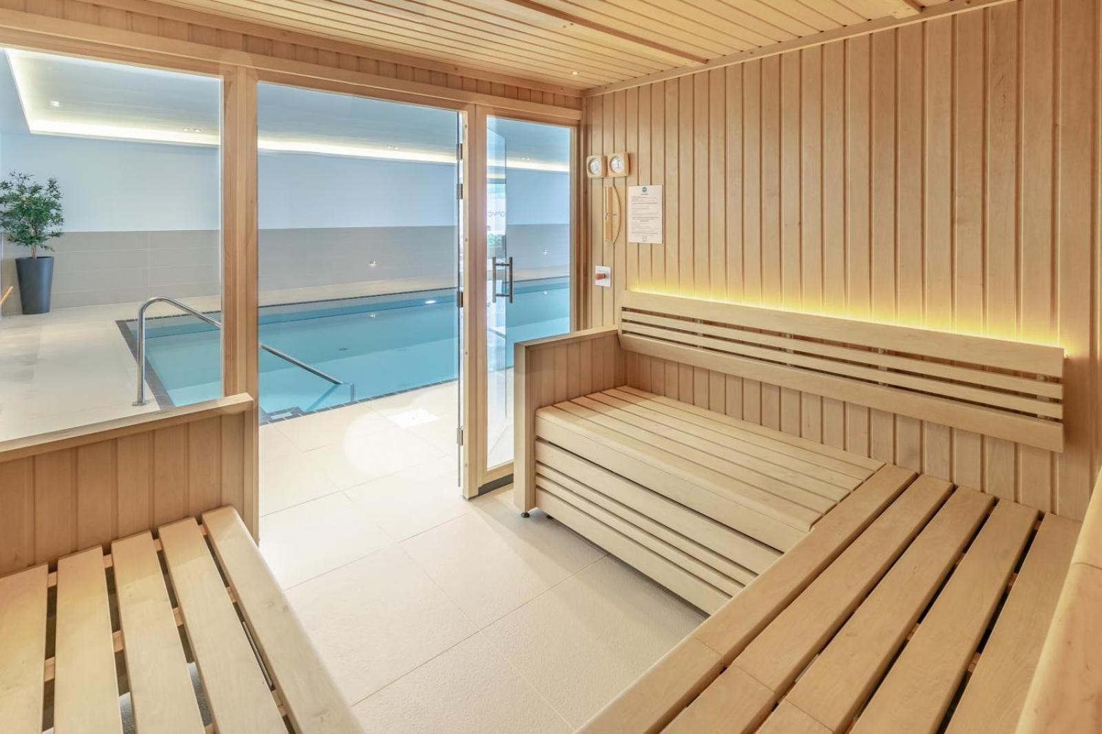 Apartment 2 Middlecombe - Luxury At Byron Woolacombe, Only 4 Minute Walk To Beach! *